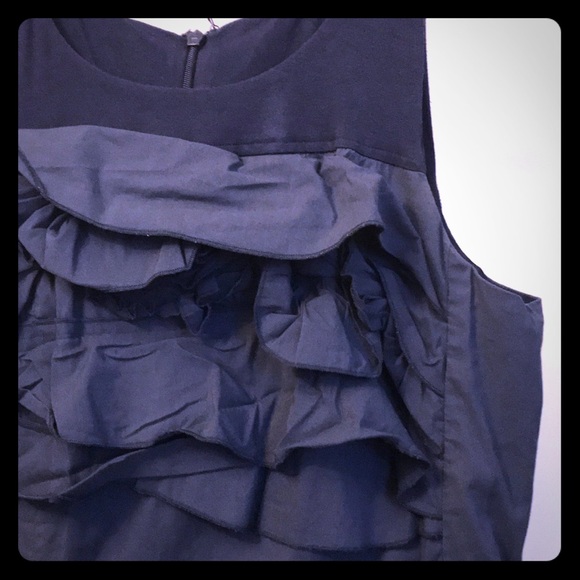BCBGMaxAzria Dresses & Skirts - BCBG dress with ruffles on front and back POCKETS